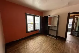 407 Grover St, Joliet, IL 60433 - Photo 6
