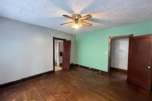 407 Grover St, Joliet, IL 60433 - Photo 4