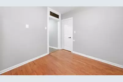 [Address not provided], Chicago, IL 60636 - Photo 14