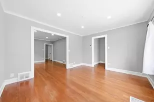 [Address not provided], Chicago, IL 60636 - Photo 10