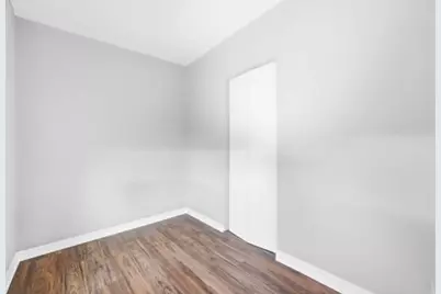 [Address not provided], Chicago, IL 60636 - Photo 16