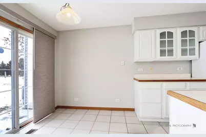 10584 Scott Drive, Huntley, IL 60142 - Photo 6