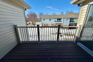 1744 Chesapeake Ln, Schaumburg, IL 60193 - Photo 18