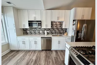 1744 Chesapeake Lane #4, Schaumburg, IL 60193 - Photo 6