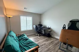 1744 Chesapeake Ln, Schaumburg, IL 60193 - Photo 16