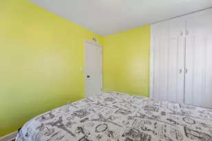 202 N Oakwood Ave, Willow Springs, IL 60480 - Photo 20