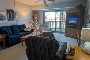 1424 Woodbridge Rd, Joliet, IL 60436 - Photo 8