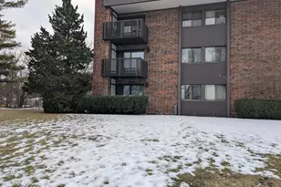 1424 Woodbridge Rd, Joliet, IL 60436 - Photo 1