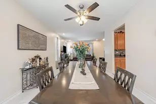 24403 Spruce Creek Ct, Plainfield, IL 60586 - Photo 4