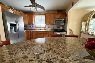 6944 W 106th Pl, Worth, IL 60482 - Photo 10