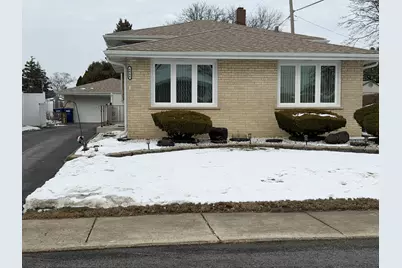 6944 W 106th Place, Worth, IL 60482 - Photo 2