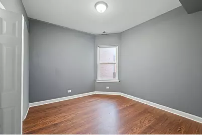 7214 S Saint Lawrence Avenue, Chicago, IL 60619 - Photo 10