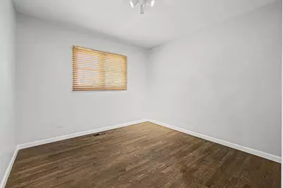 395 Washington Boulevard, Hoffman Estates, IL 60169 - Photo 14