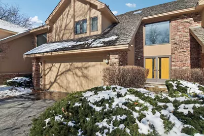 43 Oak Creek Court, Burr Ridge, IL 60527 - Photo 1