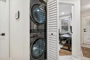 638 W Oak St, Chicago, IL 60610 - Photo 26