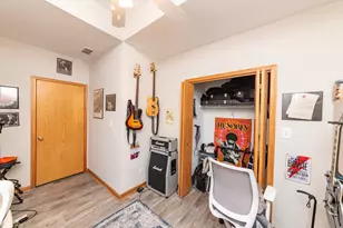 1401 N Artesian Ave, Chicago, IL 60622 - Photo 26