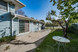 1601 Kingston Ln, Schaumburg, IL 60193 - Photo 30