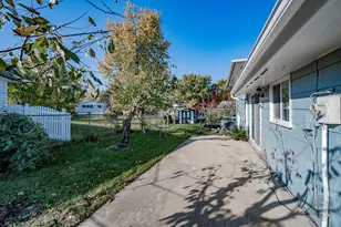 1601 Kingston Ln, Schaumburg, IL 60193 - Photo 28