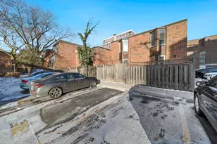 2145 N Lincoln Ave, Chicago, IL 60614 - Photo 22