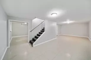 1424 Bear Flag Dr, Hanover Park, IL 60133 - Photo 14