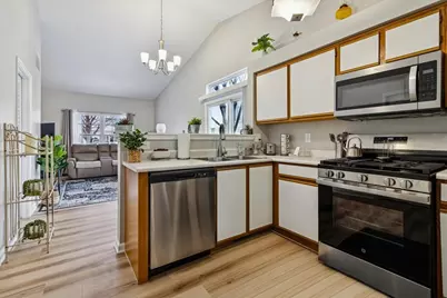 22245 W Natchez Court, Plainfield, IL 60544 - Photo 8