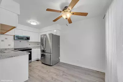 854 Cambridge Place #128C, Wheeling, IL 60090 - Photo 4