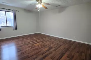 1005 Manchester Ct, South Elgin, IL 60177 - Photo 8