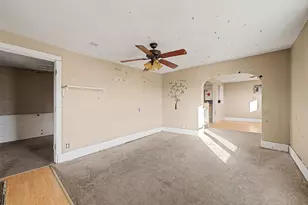 100 Park Ave, Dekalb, IL 60115 - Photo 4