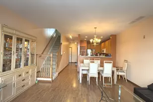 864 Genesee Dr, Naperville, IL 60563 - Photo 2