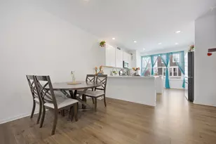 620 Wolverine Dr, Aurora, IL 60502 - Photo 4