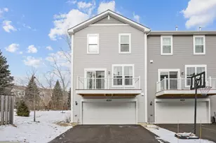 620 Wolverine Dr, Aurora, IL 60502 - Photo 24