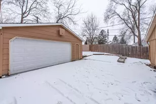 19451 W Hoag Ct, Mundelein, IL 60060 - Photo 22