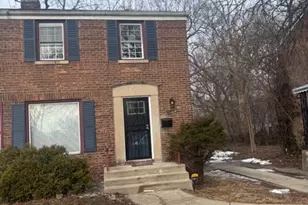 9720 S Yates Ave, Chicago, IL 60617 - Photo 1