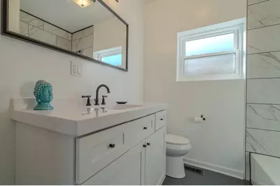 9801 S Exchange Avenue, Chicago, IL 60617 - Photo 22