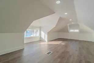 9801 S Exchange Ave, Chicago, IL 60617 - Photo 30