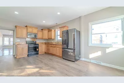 9801 S Exchange Avenue, Chicago, IL 60617 - Photo 6