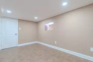 9801 S Exchange Ave, Chicago, IL 60617 - Photo 32