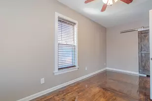 9801 S Exchange Ave, Chicago, IL 60617 - Photo 16