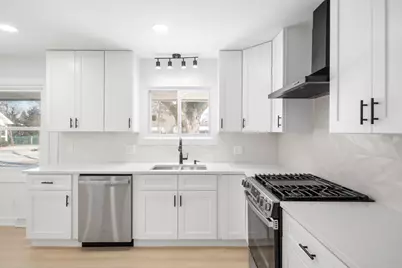 1734 Rosedale Court, Aurora, IL 60506 - Photo 6