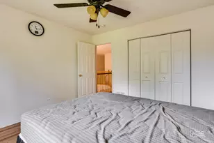 346 Lucille Ln, Schaumburg, IL 60193 - Photo 18