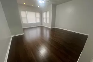 7147 S Woodlawn Ave, Chicago, IL 60619 - Photo 2