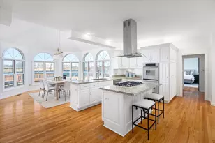 1517 Pine Lake Dr, Naperville, IL 60564 - Photo 6