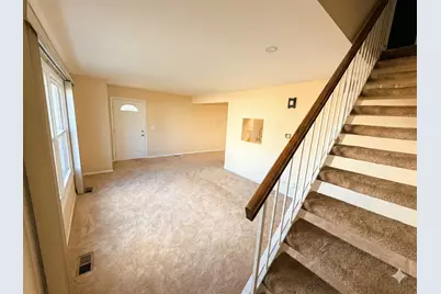 233 Harvest Court, Vernon Hills, IL 60061 - Photo 10