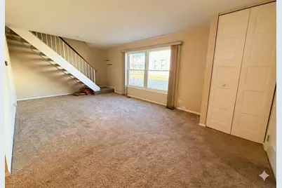 233 Harvest Court, Vernon Hills, IL 60061 - Photo 8