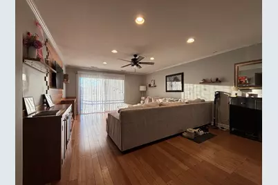 4704 Euclid Avenue #2D, Rolling Meadows, IL 60008 - Photo 4