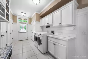 6418 Carrie Ct, Crystal Lake, IL 60014 - Photo 18