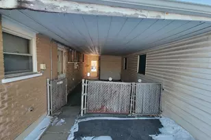 1382 Burnham Ave, Calumet City, IL 60409 - Photo 18