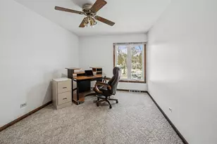 1151 S Edgewood Ave, Lombard, IL 60148 - Photo 18