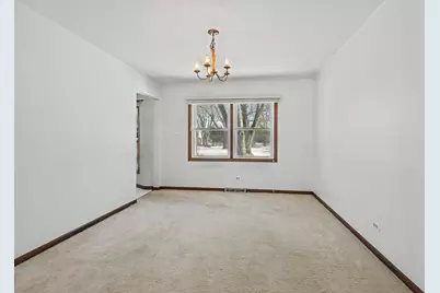 1151 S Edgewood Avenue, Lombard, IL 60148 - Photo 6