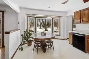 1151 S Edgewood Ave, Lombard, IL 60148 - Photo 2